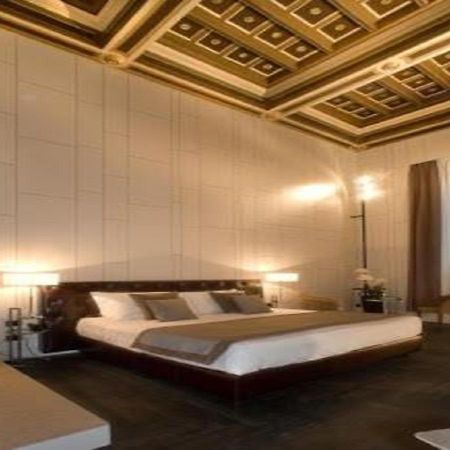 רומא Piazza Del Gesu' Luxury Suites מראה חיצוני תמונה