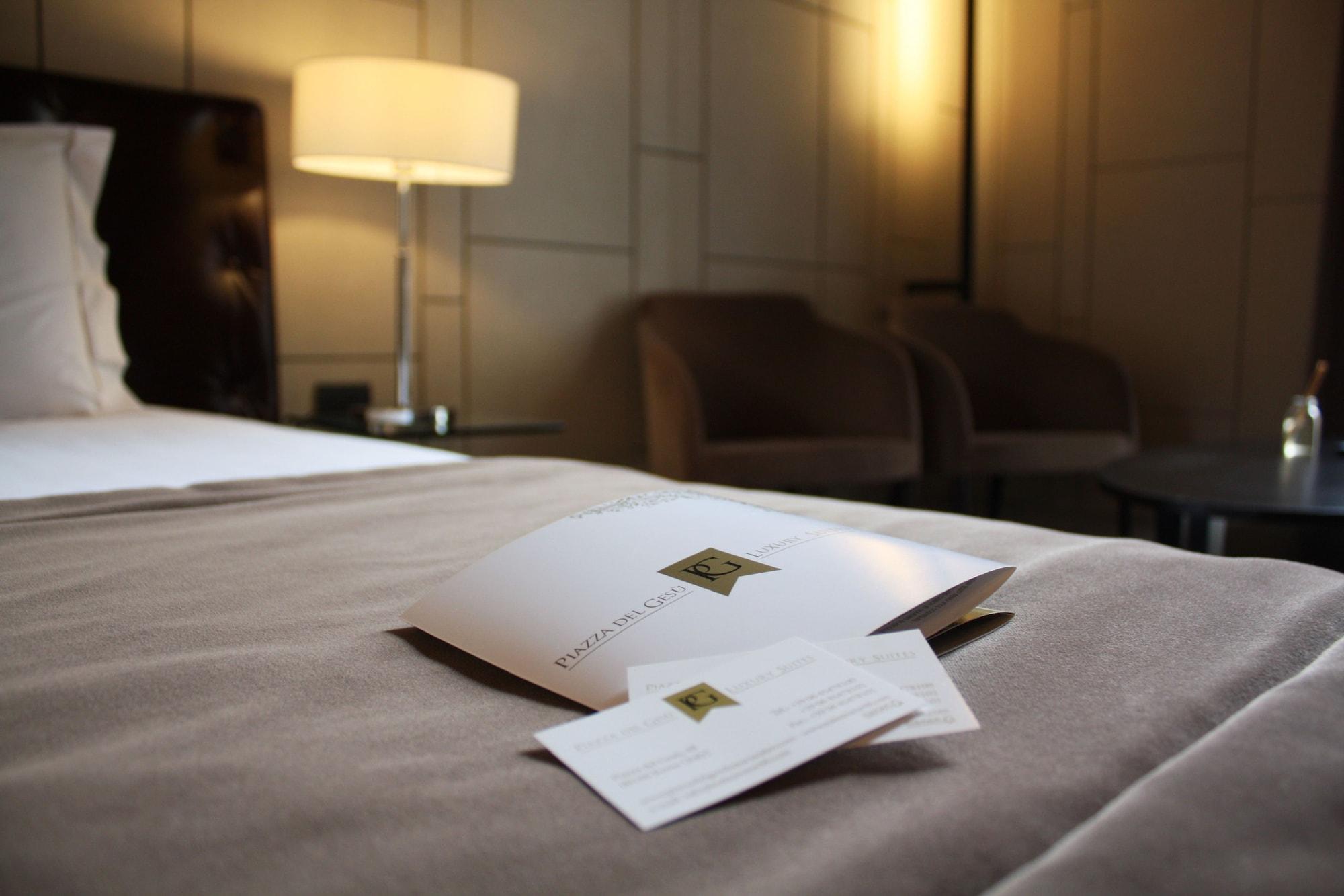 רומא Piazza Del Gesu' Luxury Suites מראה חיצוני תמונה