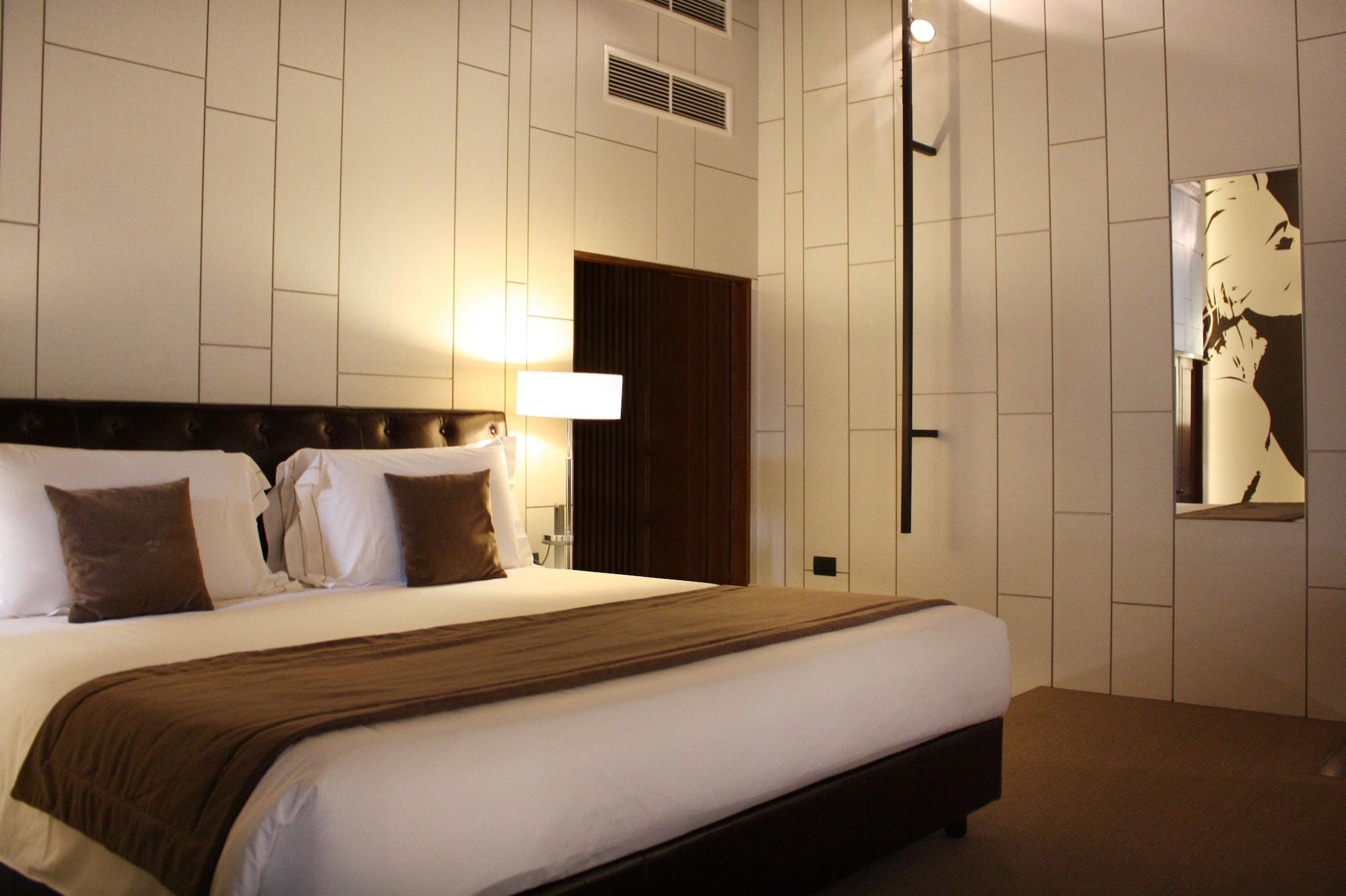 רומא Piazza Del Gesu' Luxury Suites מראה חיצוני תמונה