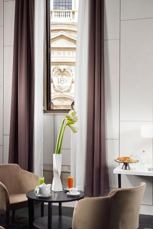 רומא Piazza Del Gesu' Luxury Suites מראה חיצוני תמונה
