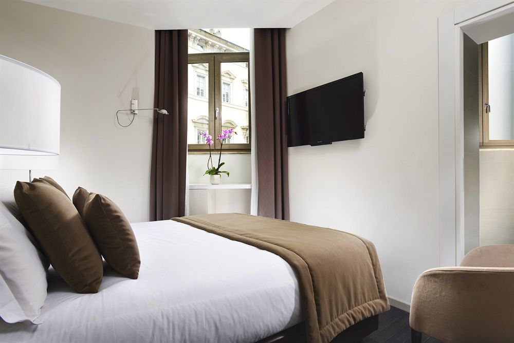 רומא Piazza Del Gesu' Luxury Suites מראה חיצוני תמונה