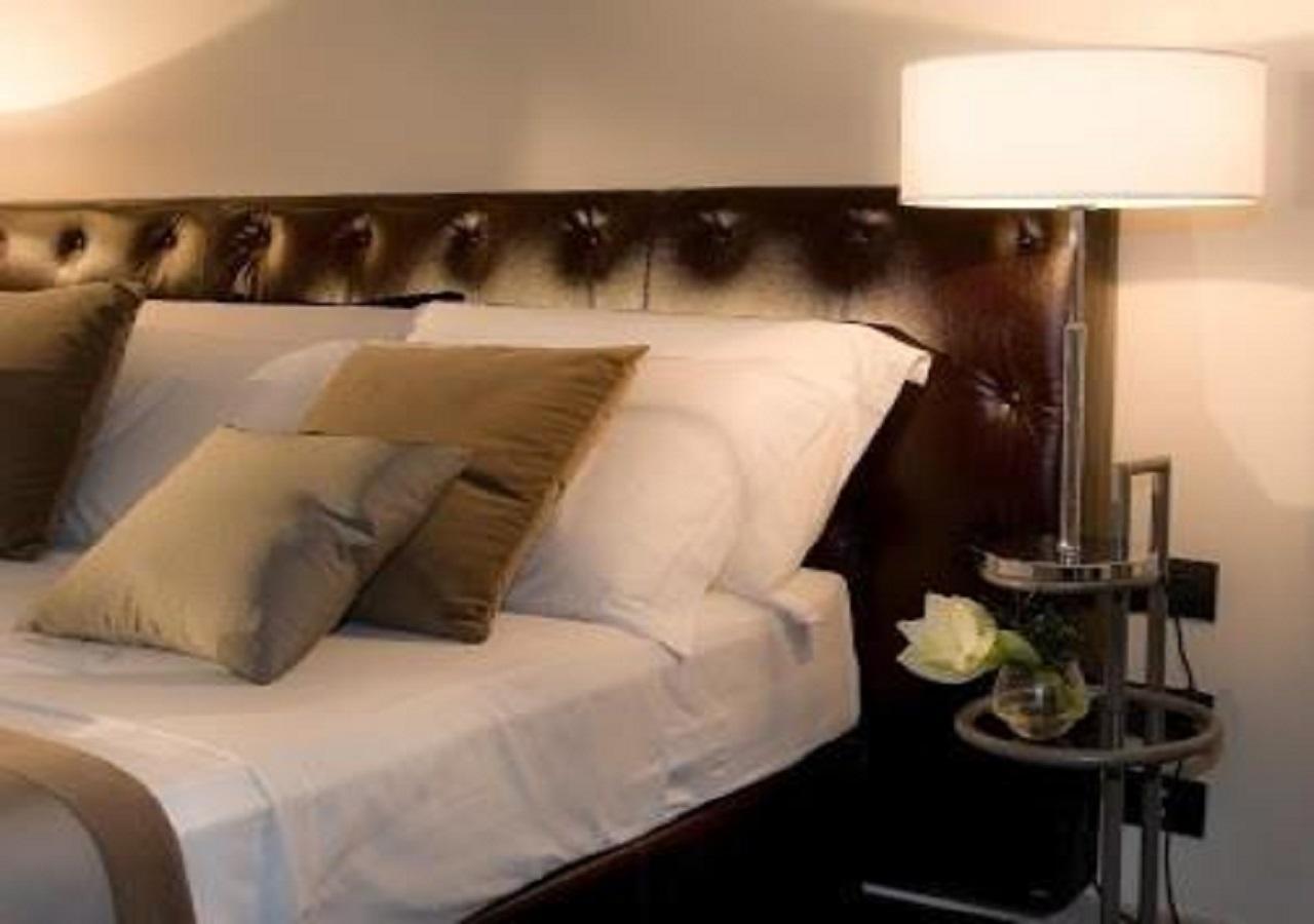 רומא Piazza Del Gesu' Luxury Suites מראה חיצוני תמונה